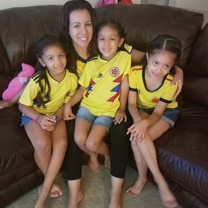 Meet your Posher, Esther